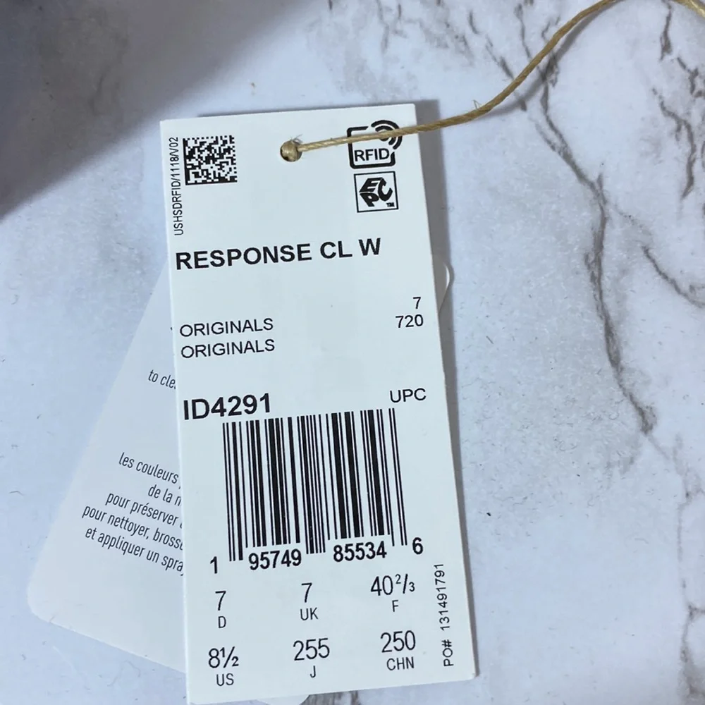 Adidas Response CL Core Black Women's Sneakers 8.5 with Box